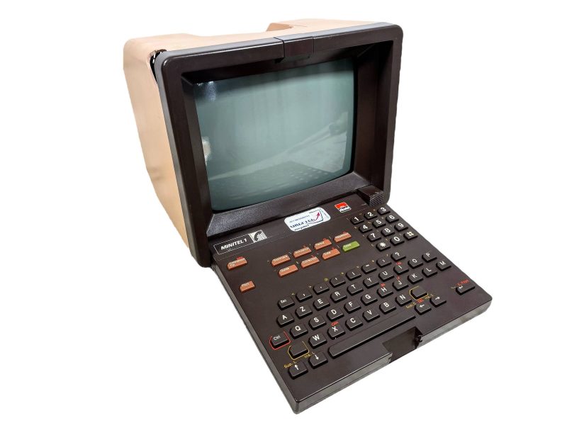 Vintage French Minitel 1 Telic Alcatel Message System Screen Monitor Electronic Telephone Phone circa 1990's